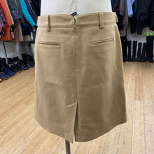 Load image into Gallery viewer, Club Monaco skirt 12
