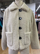 Load image into Gallery viewer, Noize teddy jacket M
