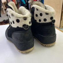 Load image into Gallery viewer, Olange Spike boots 38
