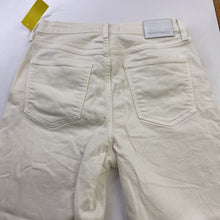 Load image into Gallery viewer, Denim Forum Arlo High Rise Jeans 28
