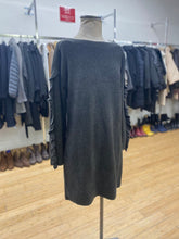 Load image into Gallery viewer, RW&amp;CO knit sweater dress L
