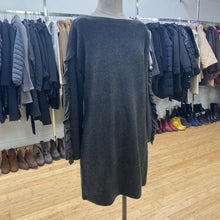 Load image into Gallery viewer, RW&amp;CO knit sweater dress L
