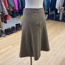 Load image into Gallery viewer, Theory wool blend skirt 2
