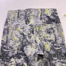 Load image into Gallery viewer, Lululemon leggings 8
