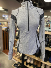 Load image into Gallery viewer, Lululemon Sweater 6
