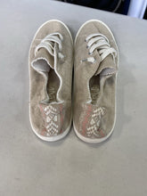 Load image into Gallery viewer, Mal Polc Shoes 7
