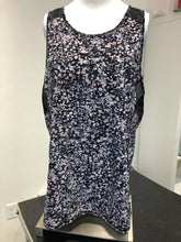 Load image into Gallery viewer, Lululemon floral tank XL

