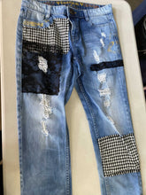 Load image into Gallery viewer, Desigual Jeans 30
