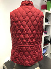 Load image into Gallery viewer, Eddie Beauer quilted vest L
