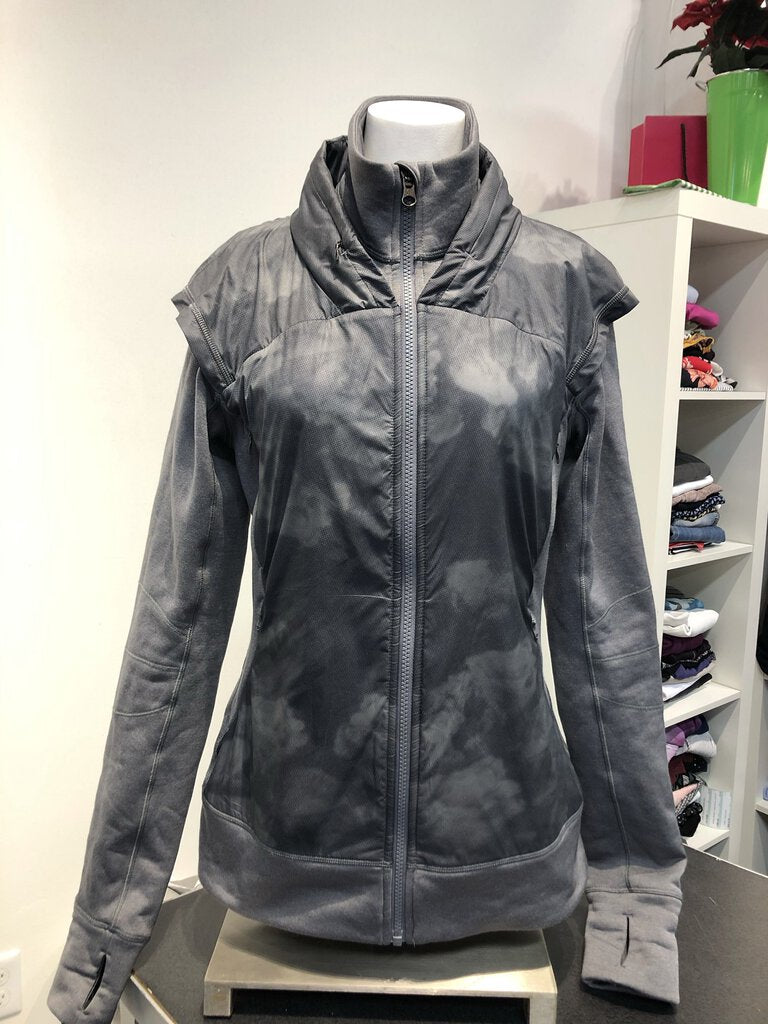 Lululemon zip up 8