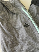 Load image into Gallery viewer, Adidas Joggers L
