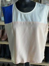 Load image into Gallery viewer, Eve Gravel Sleeveless Top L
