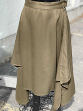 Load image into Gallery viewer, Max Mara Vintage Skirt 8
