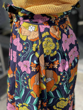 Load image into Gallery viewer, Corey Lynn Calter Skirt S
