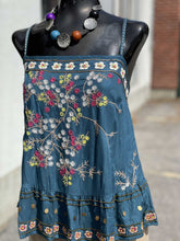 Load image into Gallery viewer, Anthropologie Embroidered Tank Top L
