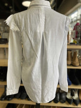 Load image into Gallery viewer, Cloth and Stone Frayed Shoulder Top Long Sleeve XS
