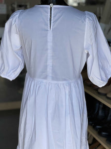 CODEXMODE white dress (Bottom Lined) S NWT