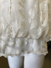 Load image into Gallery viewer, Democracy lace top S
