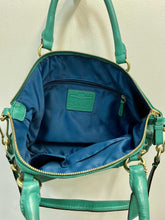 Load image into Gallery viewer, Coach handbag
