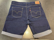 Load image into Gallery viewer, Levis denim shorts 32
