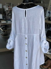 Load image into Gallery viewer, Beyond Capri Tunic XL
