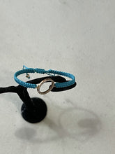 Load image into Gallery viewer, Blue Woven rhinestone circle bracelet
