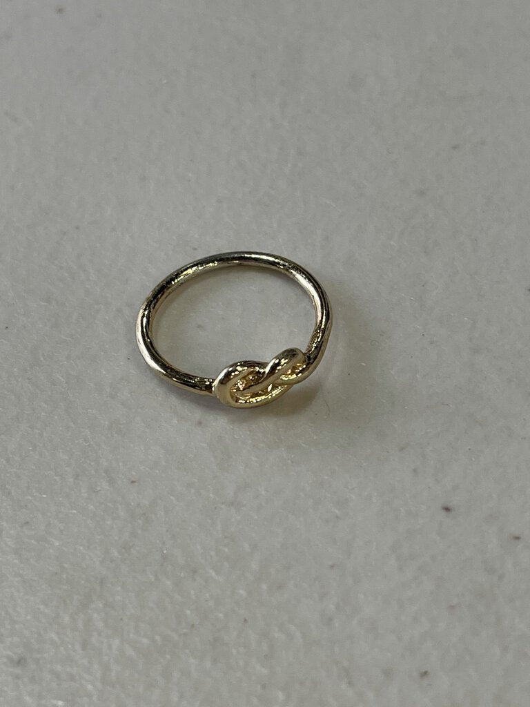 Pretzel shaped ring