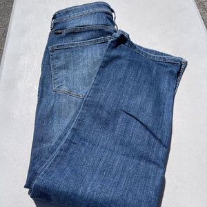 Dish Jeans High Rise Straight 31x27