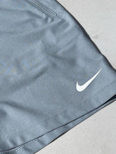 Load image into Gallery viewer, Nike Golf Skort M

