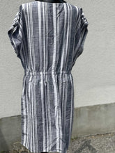 Load image into Gallery viewer, J Crew (outlet) Striped Cotton Dress XL
