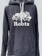 Load image into Gallery viewer, Roots Sweater M
