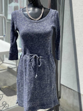 Load image into Gallery viewer, Gap Sweater Dress XS

