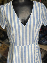 Load image into Gallery viewer, J Crew (outlet) Striped Lined Dress 6
