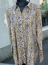 Load image into Gallery viewer, Eddie Beauer Button Up floral Top XXL
