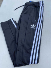 Load image into Gallery viewer, Adidas Pants S
