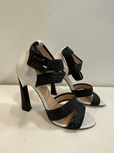 Calvin Klein heeled sandals 38.5
