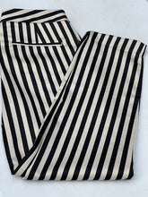 Load image into Gallery viewer, Zara Striped Pants XS
