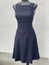 Load image into Gallery viewer, H&amp;M Dress 4
