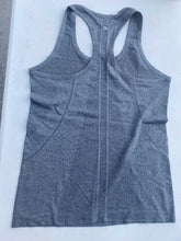 Load image into Gallery viewer, Lululemon Tank Top 6
