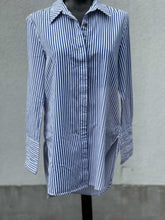 Load image into Gallery viewer, Contemporaine Striped Top M
