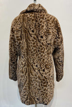 Load image into Gallery viewer, Ivy Beau faux fur coat 8
