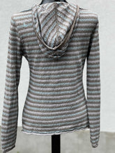 Load image into Gallery viewer, Lole Top Long Sleeve Striped M
