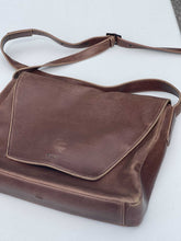 Load image into Gallery viewer, Matt &amp; Nat Vintage Handbag
