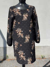 Load image into Gallery viewer, Dex Floral Dress S
