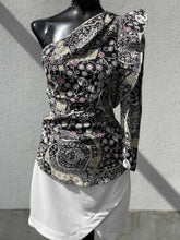 Load image into Gallery viewer, Isabel Marant Etoile One Shoulder Top 34
