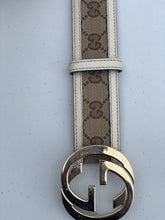 Load image into Gallery viewer, Gucci logo belt 95
