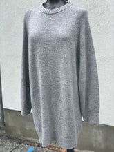 Load image into Gallery viewer, Theory cashmere sweater dress M
