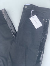 Load image into Gallery viewer, Frame sequin trim jeans 31 NWT
