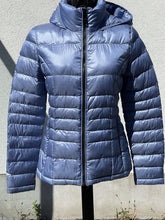 Load image into Gallery viewer, Calvin Klein Packable Premium Down Blend 7degree F Warmth Factor Jacket XS
