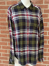 Load image into Gallery viewer, American Eagle boyfriend fit plaid button up L
